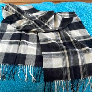 Preston & York Monochrome Checkered Scarf